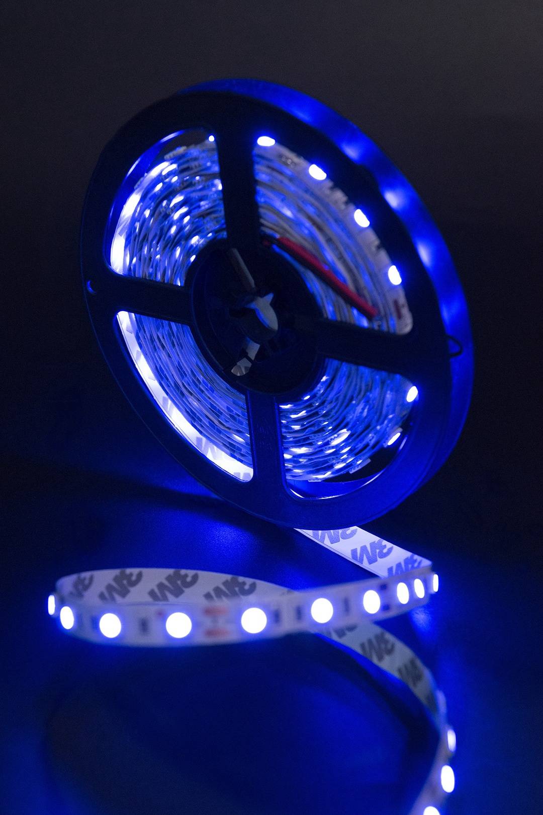 Лента светодиодная эконом 5050, 60 LED/м, 14,4 Вт/м, 12В , IP20, Цвет: Синий — изображение 4