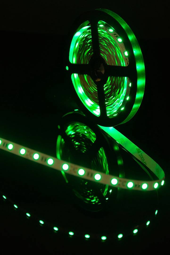 Лента светодиодная стандарт 5050, 60 LED/м, 14,4 Вт/м, 12В , IP20, Цвет: Зеленый — изображение 4